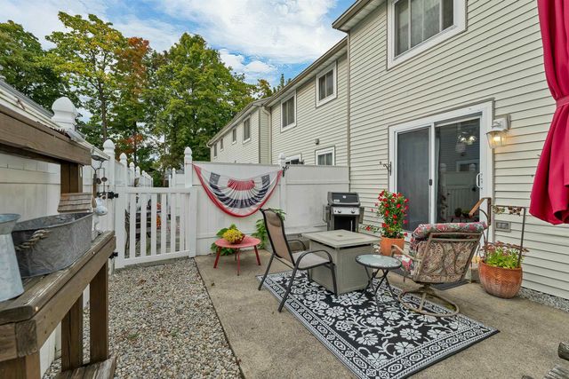 23 Ritter St, Nashua, NH 03060