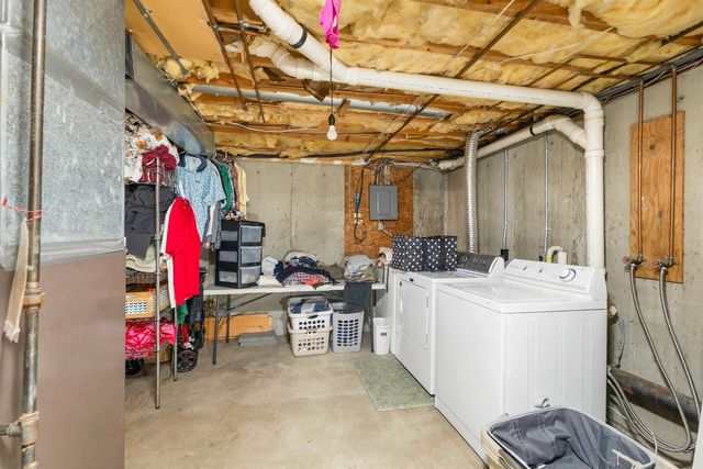 23 Ritter St, Nashua, NH 03060