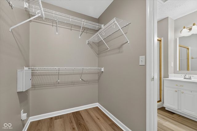 7955 Bent Willow Drive, Indianapolis, IN 46239