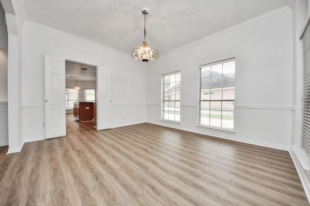 4423 Tree Line Drive, Pasadena, TX 77505