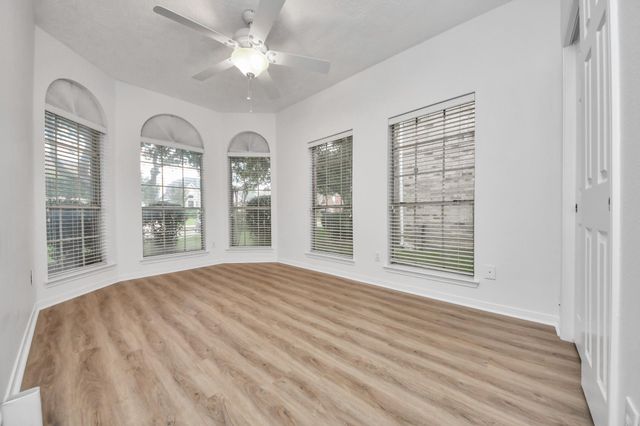 4423 Tree Line Drive, Pasadena, TX 77505