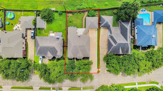 4423 Tree Line Drive, Pasadena, TX 77505