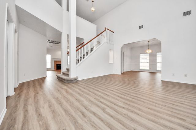 4423 Tree Line Drive, Pasadena, TX 77505