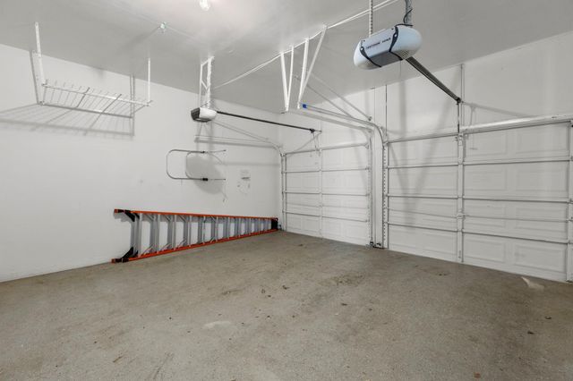 1100 Vanderbilt CIR, Pflugerville, TX 78660