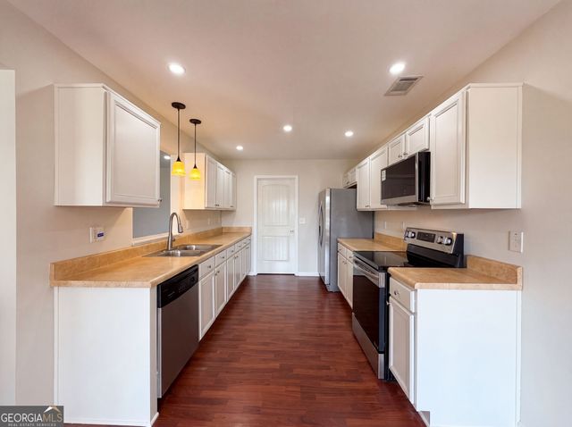 4981 Summersun Drive, Morrow, GA 30260