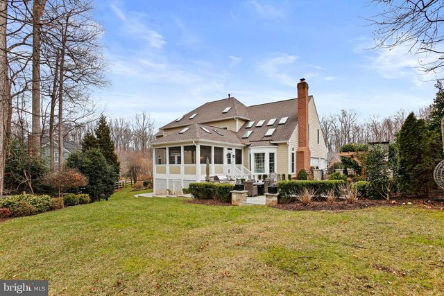 1110 ROUND PEBBLE LN, Reston, VA 20194