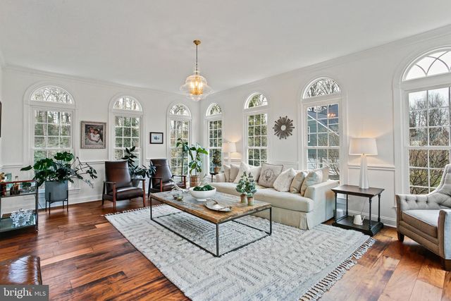 1110 ROUND PEBBLE LN, Reston, VA 20194