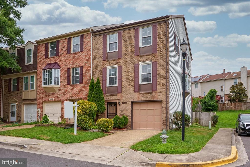 7022 STORCH LN, Lanham, MD 20706