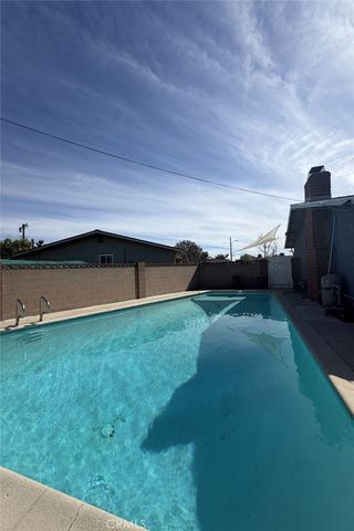 7233 Hayes, Buena Park, CA 90620