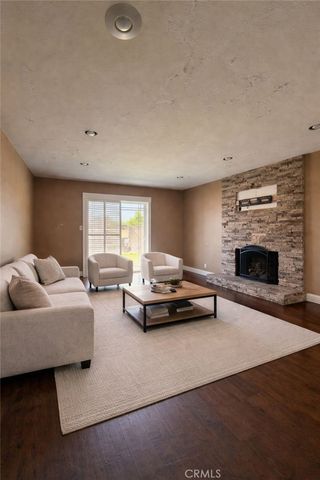 7233 Hayes, Buena Park, CA 90620