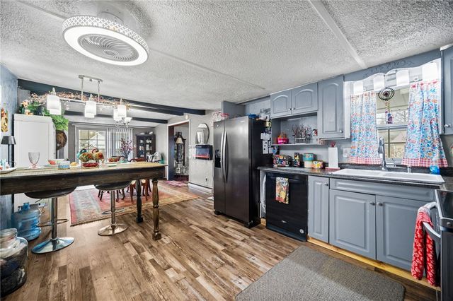 409 Oak St, North Union Twp, PA 15445