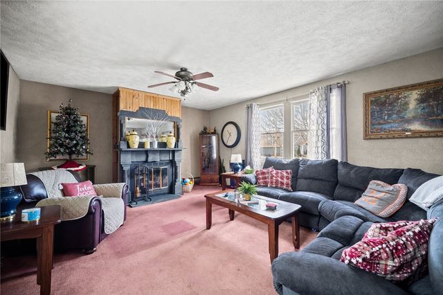 409 Oak St, North Union Twp, PA 15445