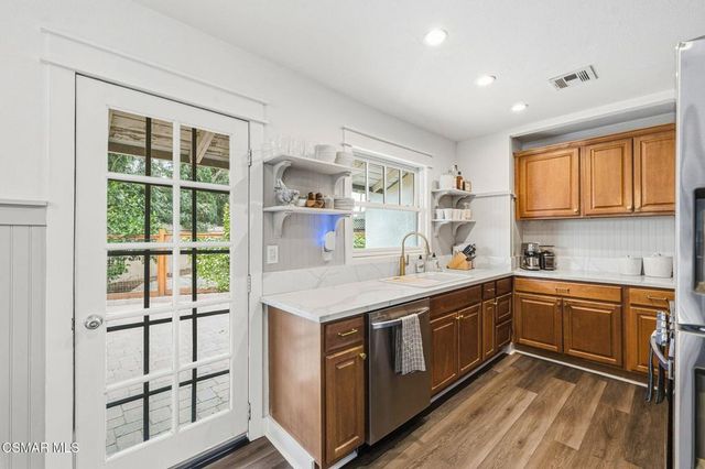 8143 Lasaine Avenue, Northridge, CA 91325