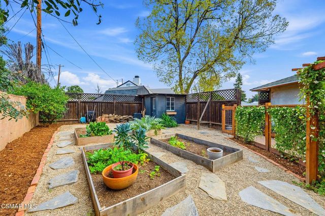 8143 Lasaine Avenue, Northridge, CA 91325