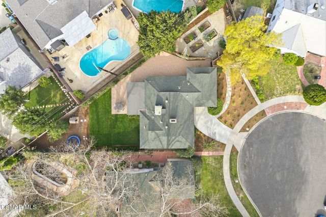 8143 Lasaine Avenue, Northridge, CA 91325