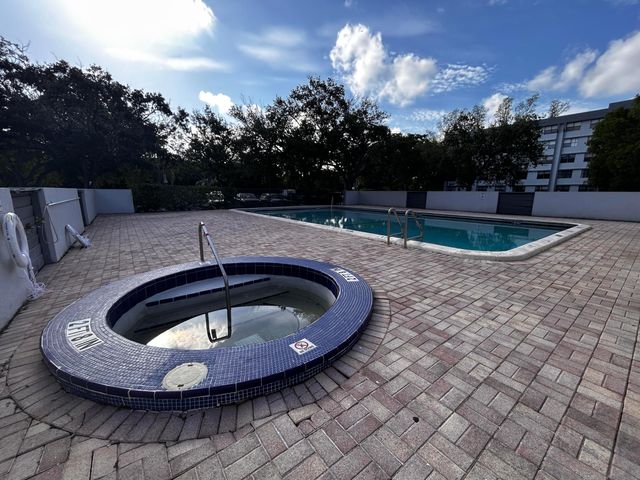 2501 RIVERSIDE Drive 118-A, Coral Springs, FL 33065