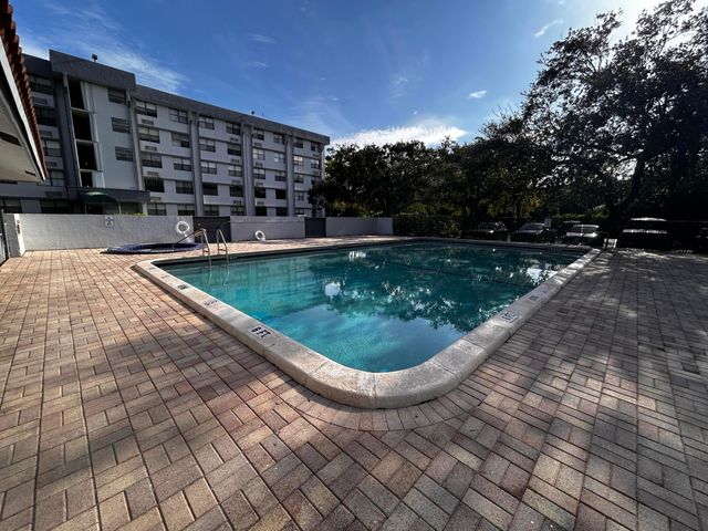2501 RIVERSIDE Drive 118-A, Coral Springs, FL 33065