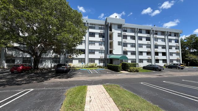 2501 RIVERSIDE Drive 118-A, Coral Springs, FL 33065