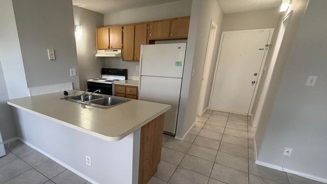 2501 RIVERSIDE Drive 118-A, Coral Springs, FL 33065