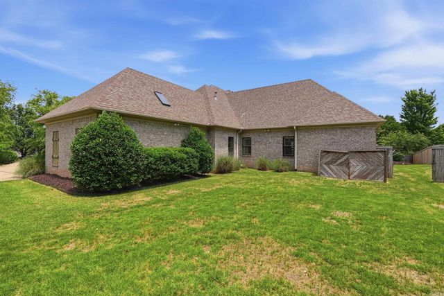 143 Courts Lane, Little Rock, AR 72223