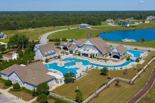 340 Spicer Lake Drive, Holly Ridge, NC 28445