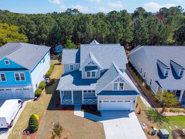 340 Spicer Lake Drive, Holly Ridge, NC 28445