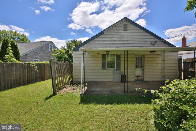 9210 HORATIO RD, Philadelphia, PA 19114