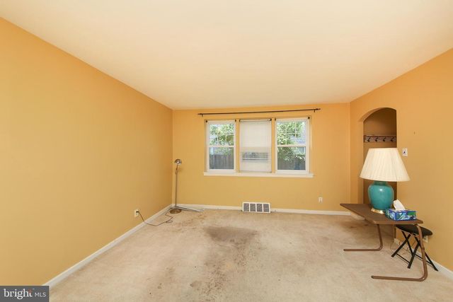9210 HORATIO RD, Philadelphia, PA 19114