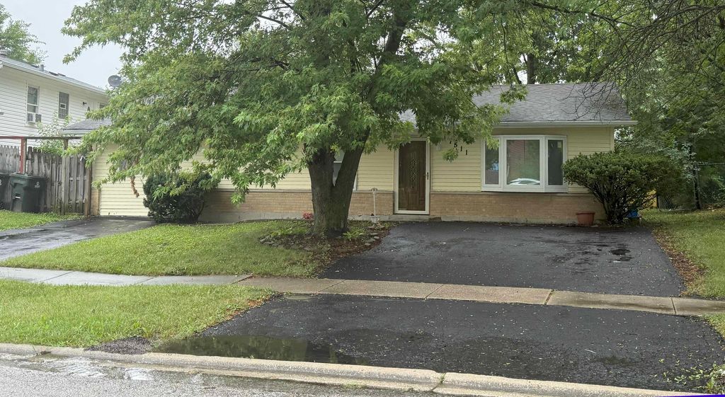 17511 Winston Drive, Country Club Hills, IL 60478