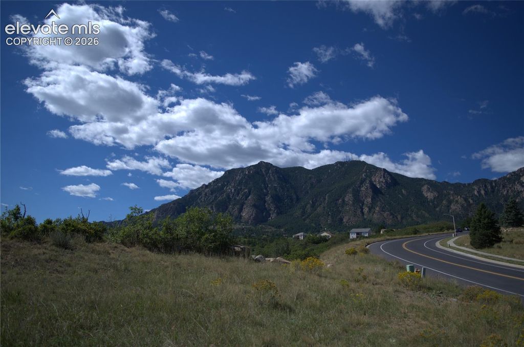 4815 Broadmoor Bluffs Drive, Colorado Springs, CO 80906 — photo 2