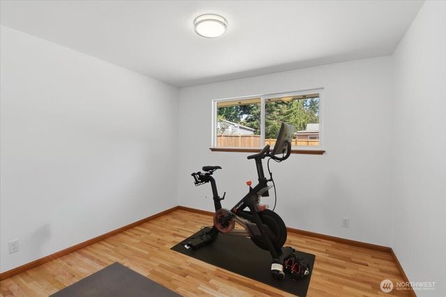 20621 78th Place W, Edmonds, WA 98026