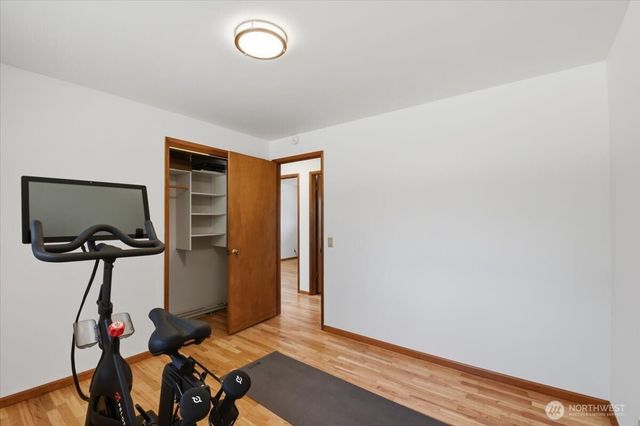 20621 78th Place W, Edmonds, WA 98026