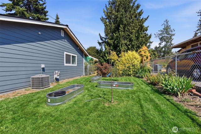 20621 78th Place W, Edmonds, WA 98026