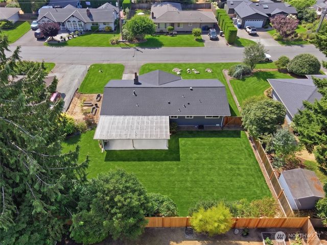 20621 78th Place W, Edmonds, WA 98026