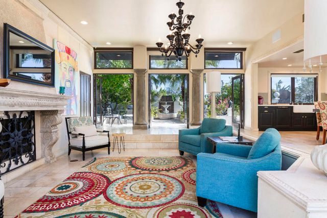 1755 S Mesa Drive, Palm Springs, CA 92264