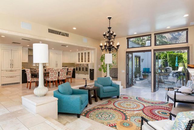 1755 S Mesa Drive, Palm Springs, CA 92264