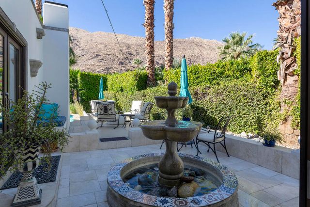 1755 S Mesa Drive, Palm Springs, CA 92264