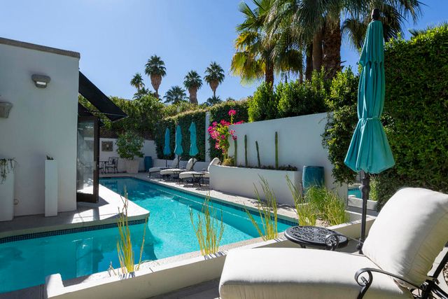 1755 S Mesa Drive, Palm Springs, CA 92264