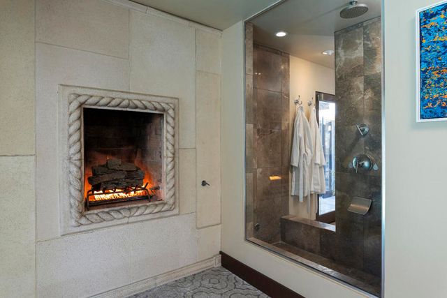 1755 S Mesa Drive, Palm Springs, CA 92264