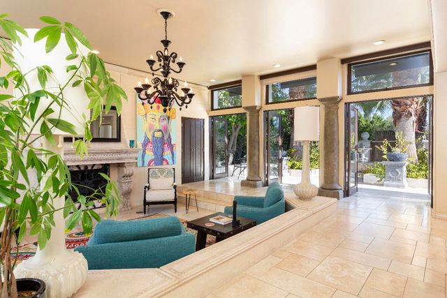 1755 S Mesa Drive, Palm Springs, CA 92264