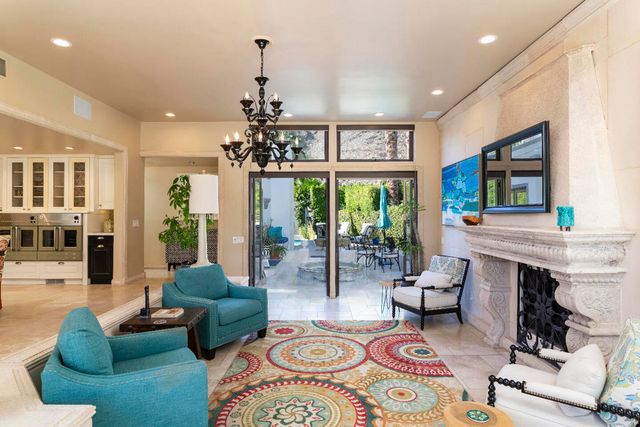 1755 S Mesa Drive, Palm Springs, CA 92264