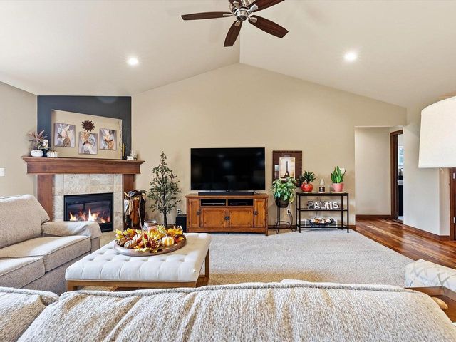 3594 BAY HARBOR DRIVE, Green Bay, WI 54311