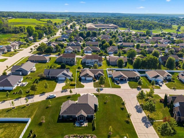 3594 BAY HARBOR DRIVE, Green Bay, WI 54311