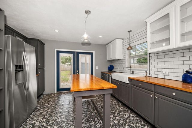 310 N LINCOLN AVENUE, Clearwater, FL 33755