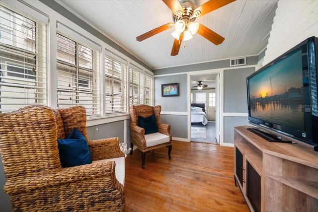 310 N LINCOLN AVENUE, Clearwater, FL 33755