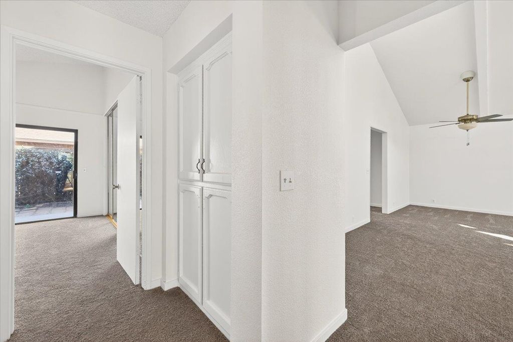 Image 35 of property listing at 6260 N Palm # 110, Fresno, CA 93704