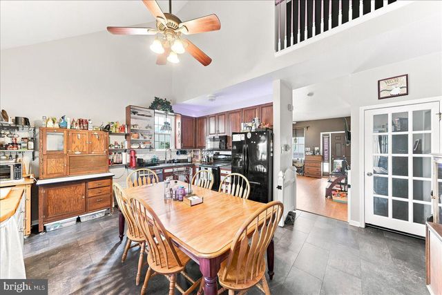 313 MANCHESTER ST, Oxford, PA 19363