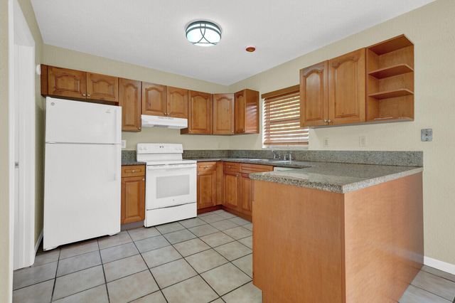 151 NE 26th Avenue, Boynton Beach, FL 33435