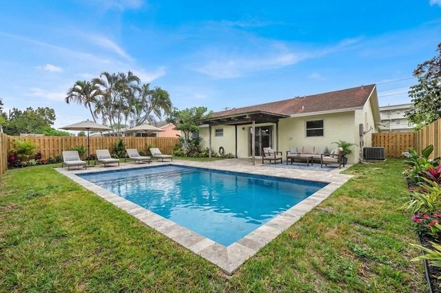 151 NE 26th Avenue, Boynton Beach, FL 33435