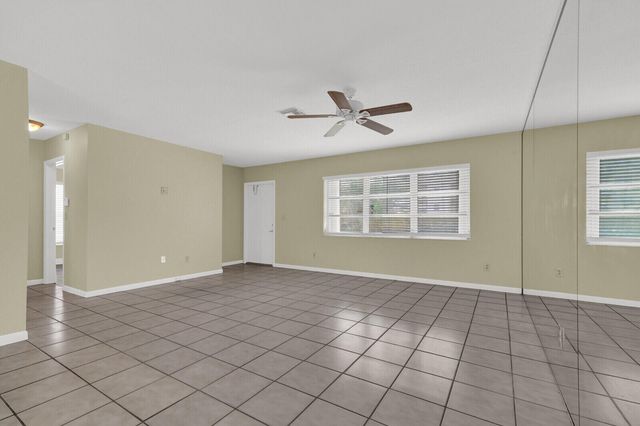 151 NE 26th Avenue, Boynton Beach, FL 33435